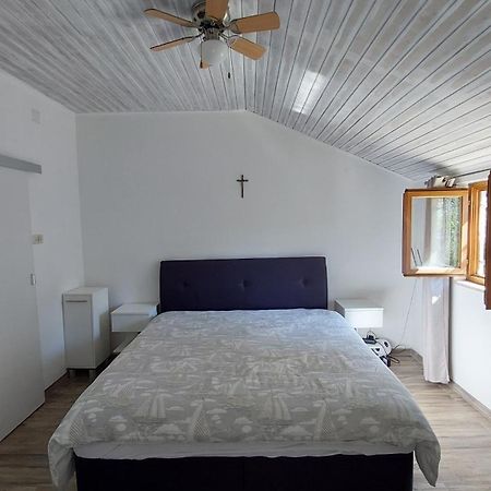 Apartman Kristina And Free Parking Mali Lošinj Dış mekan fotoğraf