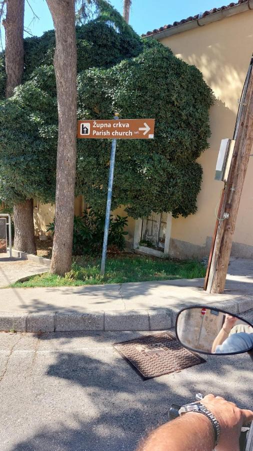 Apartman Kristina And Free Parking Mali Lošinj Dış mekan fotoğraf