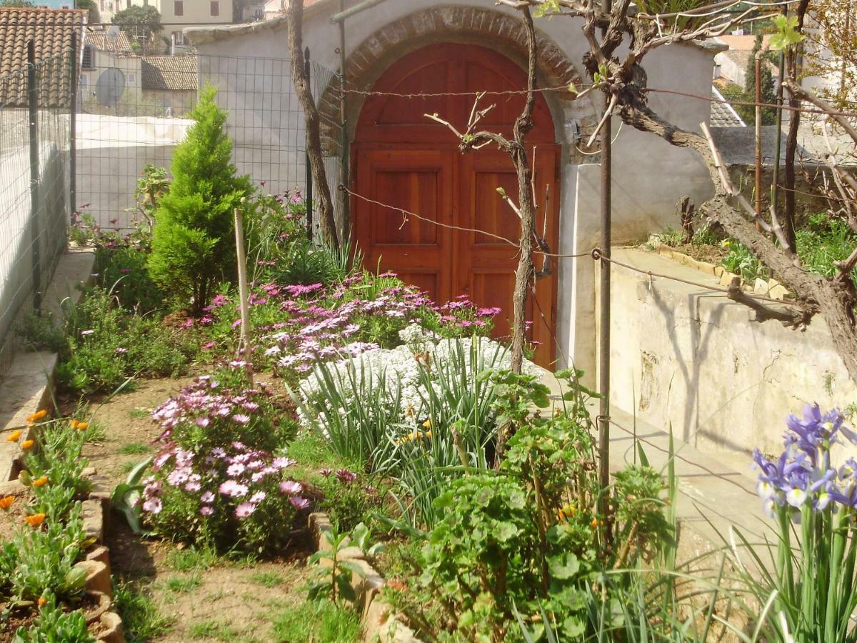 Apartman Kristina And Free Parking Mali Lošinj Dış mekan fotoğraf